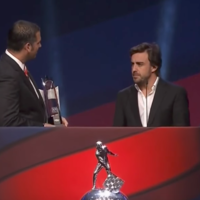 Fernando Alonso se llevó el premio a mejor Rookie de las 500 millas de Indianápolis