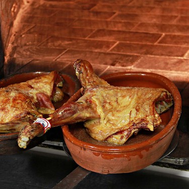 Gastroguía de Pedraza y Sepúlveda: en qué restaurantes probar los mejores asados de cordero y cochinillo 