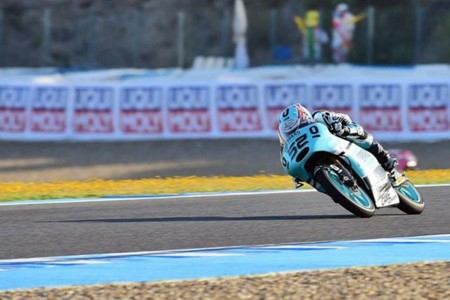 MotoGP España 2015: Danny Kent tira de galones para ganar en Moto3