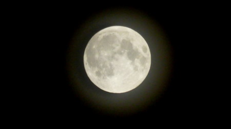 La extraña correlación entre la luna llena y el sueño