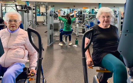 Ruth Lemay Gym With Daughter