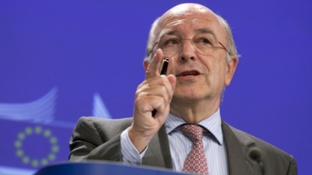 Facebook pide a la Comisión Europea que analice la compra de WhatsApp