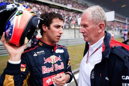 Helmut Marko mete presión a Jean-Eric Vergne adulando a Daniel Ricciardo