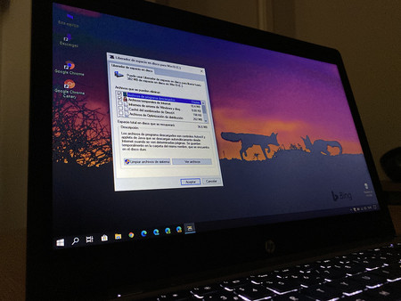Así puedes configurar el Liberador de espacio en Windows para no arrasar la carpeta Descargas mientras "limpias" tu PC