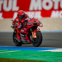 Marc Márquez gana también la sprint de Assen gracias a una salida prodigiosa y Pecco Bagnaia naufraga de nuevo 