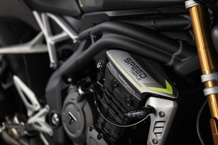Triumph Speed Triple 1200 Rs 2021 017