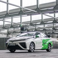 El Toyota Mirai ya ha cubierto una distancia equivalente a ir a la Luna y volver... ¡seis veces!