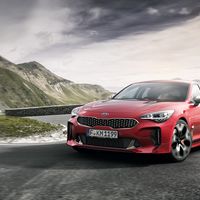 Así de agresivos lucen los 365 CV del Kia Stinger GT, el Kia más potente de la historia