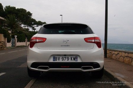 Citroen-DS5-HYbrid4-presentacion-04