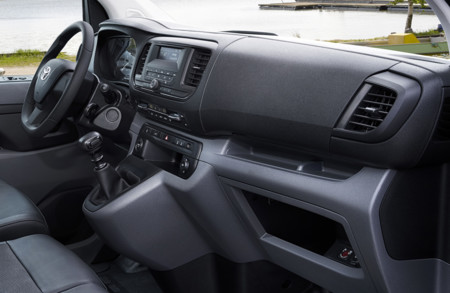 Toyota ProAce Verso, toma de contacto