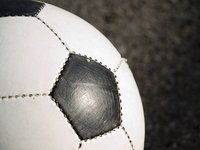 Hay que pararle los pies a los clubes de fútbol morosos