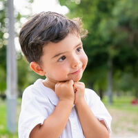 Las señales de que tu hijo evita conflictos porque no sabe poner límites 