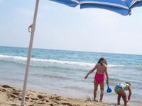 Verano con niños en la playa, ¿lo pasaremos bien?