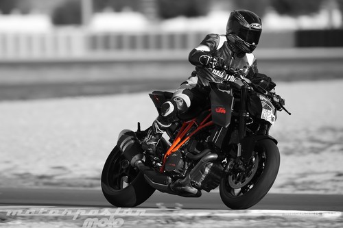 Ponemos nota a la KTM 1290 Super Duke R (valoración, vídeo, ficha técnica y galería)
