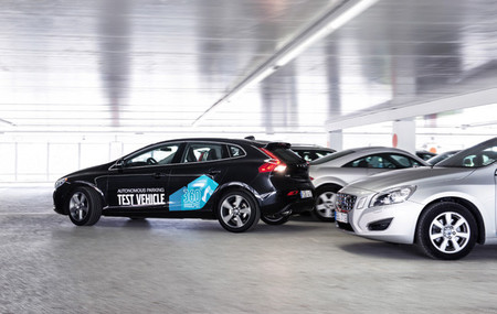 Volvo introducirá en 2014 nuevos sistemas de seguridad y aparcamiento automático