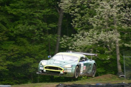 Aston Martin DBR9 volador
