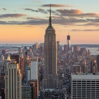 Nova York descobriu que seu funcionário mais bem pago não é o prefeito, mas um encanador 