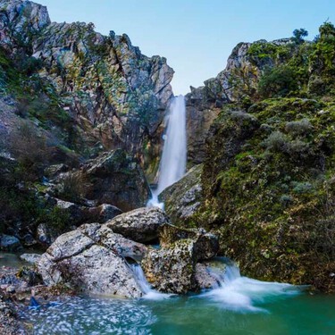 La ruta de senderismo con cascadas en Andalucía que recomendamos no perderte. Perfecta para una escapada de fin de semana