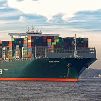 La madre de todos los atascos: un buque gigante atravesado en el canal de Suez está bloqueando el 10 % del tráfico marítimo mundial