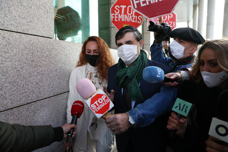Rocío Carrasco sale del juzgado por la última demanda de Antonio David Flores: "Pensaba que venía por la fianza de 60.000 euros que debe todavía"