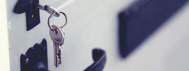 Cerrar la puerta dejando la llave puesta en la cerradura no es una buena idea: estos son los motivos 