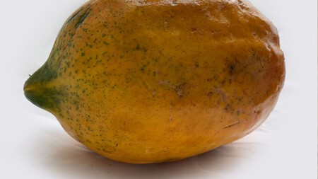 Ni arriba del refri, ni sobre la mesa: este es el mejor lugar para guardar la papaya y que no se pudra