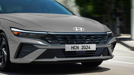 Hyundai Elantra 2024
