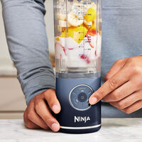 Fácil de limpiar, con batería integrada y hasta para triturar hielos: así es la nueva Ninja Blast Max 