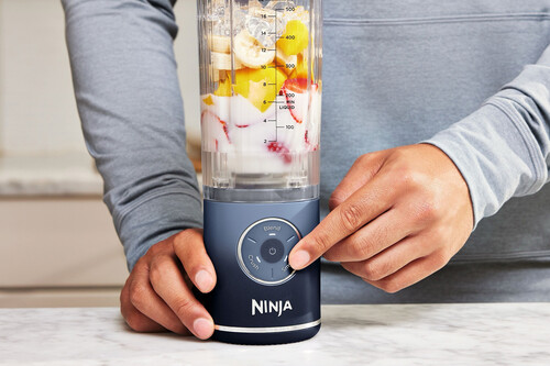 Fácil de limpiar, con batería integrada y hasta para triturar hielos: así es la nueva Ninja Blast Max