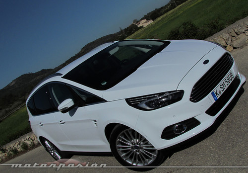 Ford S-MAX 2015, ¿el monovolumen más dinámico? Prueba y presentación