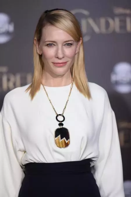 Cenicienta despliega su glamour en Los Angeles de la mano de Cate Blanchett y Lily James