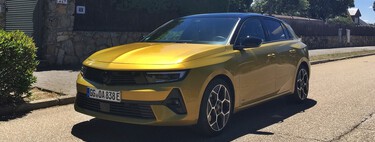 Probamos el nuevo Opel Astra: diseño rotundo para un compacto muy digital que hasta te da masajes