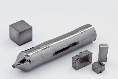 Sin el coltán nuestros móviles no serían tal y como son: qué es y para qué sirve el mineral más codiciado por las tecnológicas