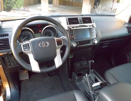 4x4 Toyota Land Cruiser