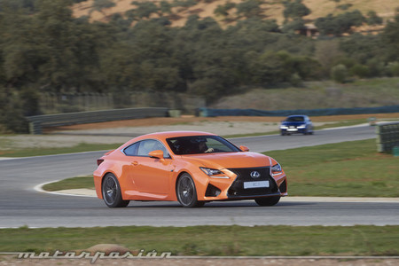 Lexus RC F prueba Ascari