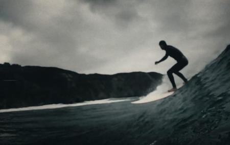 Este corto dedicado al surf demuestra que con un móvil se pueden grabar vídeos muy conseguidos