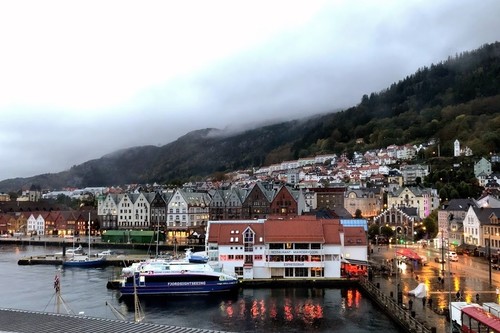 Siete cosas que puedes hacer en Bergen, la puerta de entrada a los fiordos noruegos