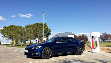 Centro de servicio Tesla Barcelona Supercargador