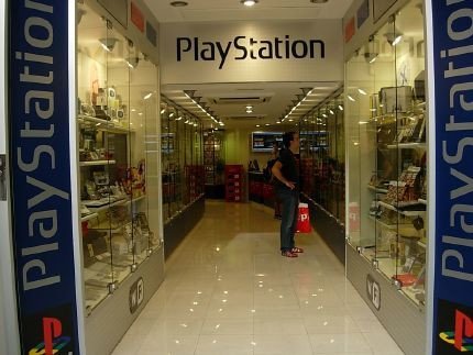 Visitamos el Playstation Center de Barcelona