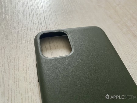 Mujjo añade un nuevo color a su gama de fundas de cuero para iPhone: el verde pizarra