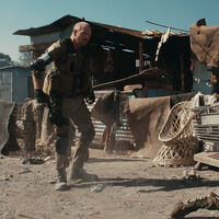 Peter Jackson no pudo llevar un popular videojuego al cine, pero ese fracaso financiero abrió la puerta a una de las sorpresas más refrescantes del sci-fi moderno 