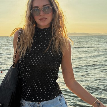 Lo siento por Adidas Samba, pero estas New Balance pastelosas en color melocotón son nuestro Imperio Romano