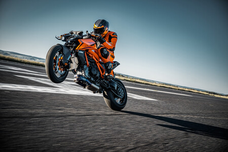 Ktm Super 7 2023