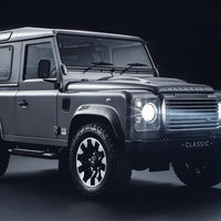 Land Rover Classic insufla vida al incombustible Defender con mejoras mecánicas y a nivel de chasis