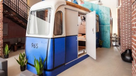 El “Hotel Not Hotel” de Amsterdam: un hotel que intenta no parecer un hotel