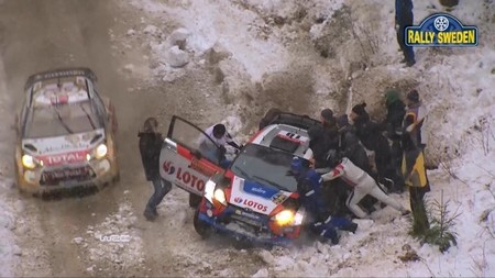 Robert Kubica recibe la reprimenda de los comisarios tras el Rally de Suecia