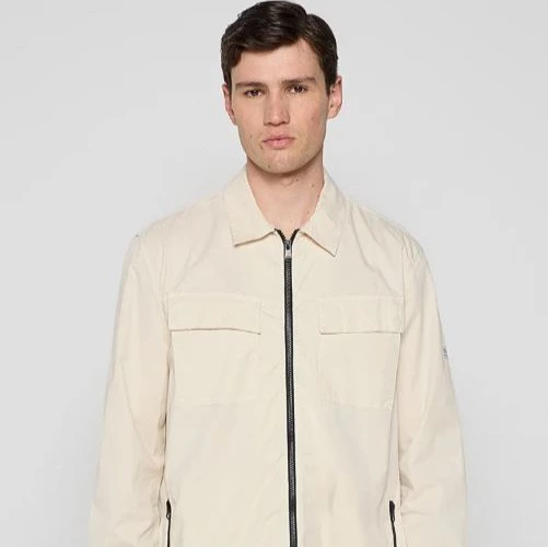 Barbour International
B.INTL PARSON OVERSHIR - Chaqueta fina - crema