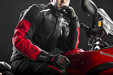 Dainese y Ducati presentan el airbag de moto más avanzado
