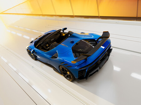 Ferrari SF90 XX Spider