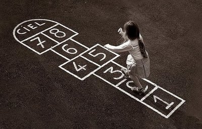 El sabio equilibrio entre juguetes actuales y juegos tradicionales